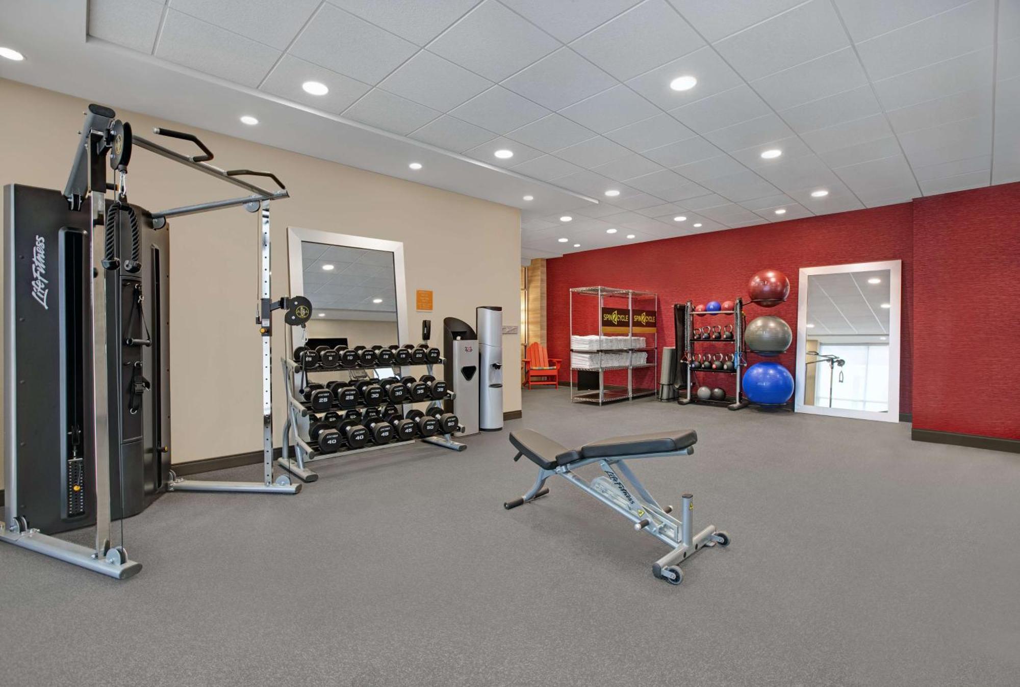 Home2 Suites By Hilton Richmond Esterno foto